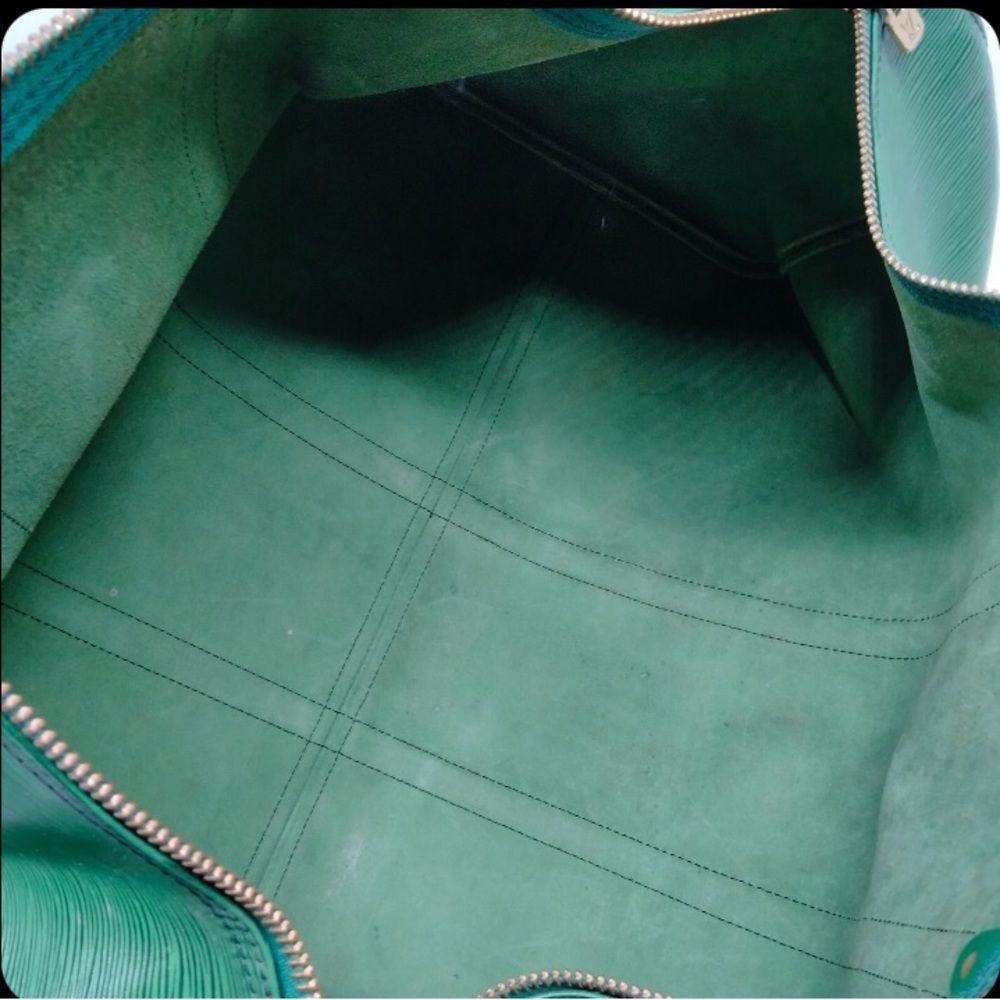 LOUIS VUITTON Green Epi Leather KeepAll Boston Travel Duffle Bag VI881 LV55 - Picture 13 of 15